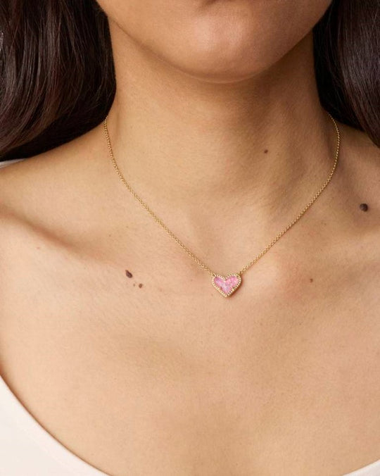Ari Heart Gold Pendant Necklace